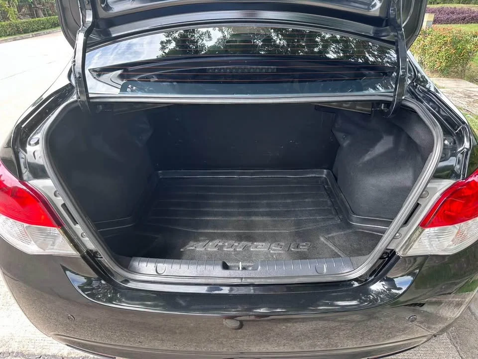 2013 Mitsubishi Attrage VI 2