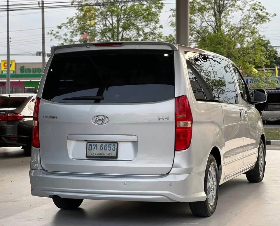 2010 Hyundai H-1 II 3