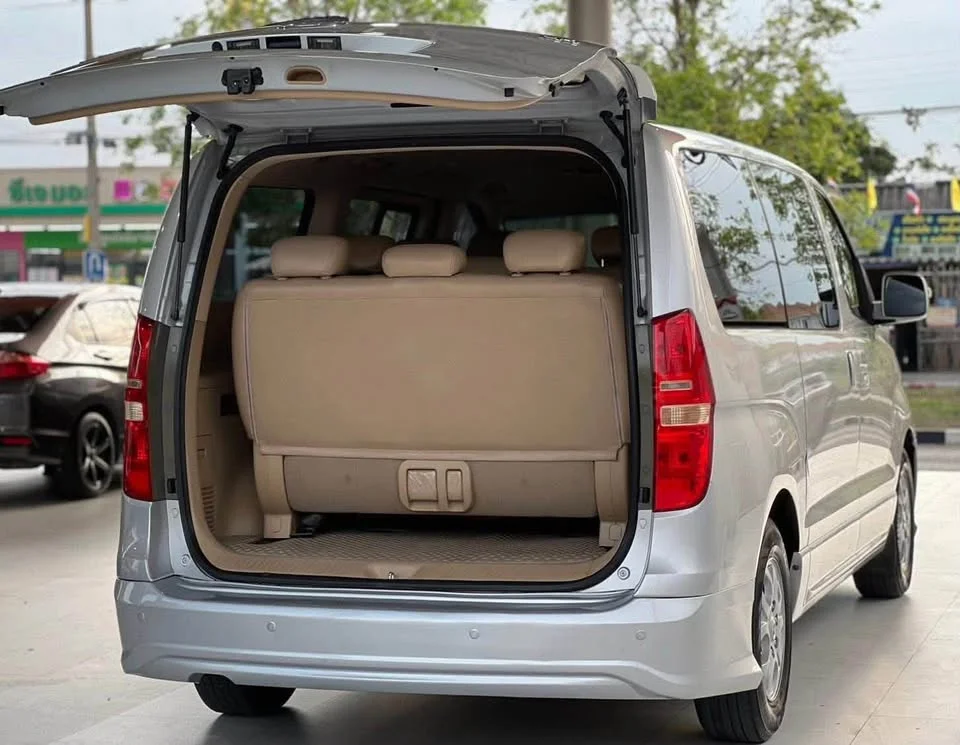 2010 Hyundai H-1 II 2