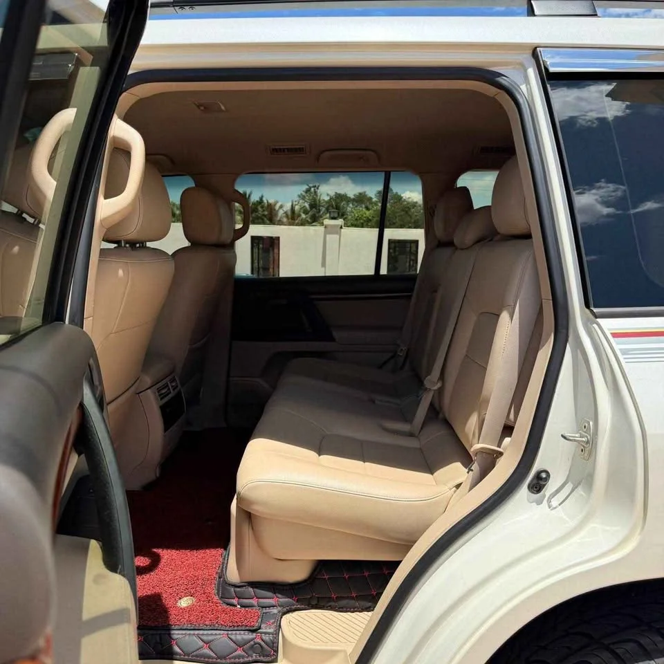 2014 Toyota Land Cruiser J200 2