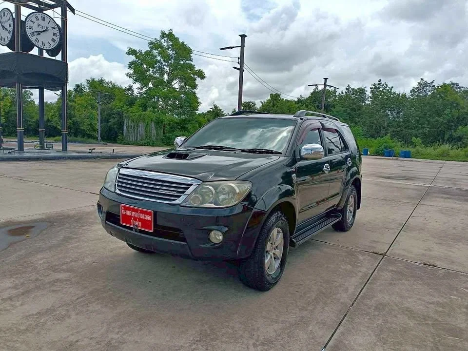 2005 Toyota Fortuner I 2
