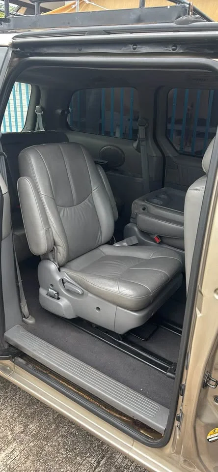 2003 Kia Carnival I 2