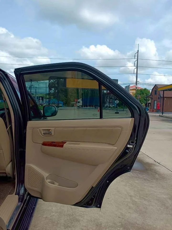 2005 Toyota Fortuner I 3