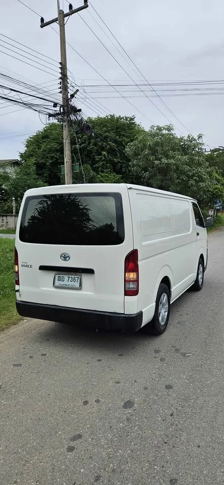 2012 Toyota HiAce V (H200) 2