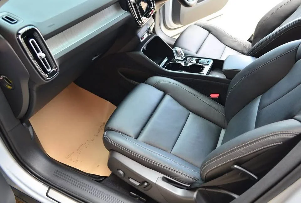 2021 Volvo XC40 3