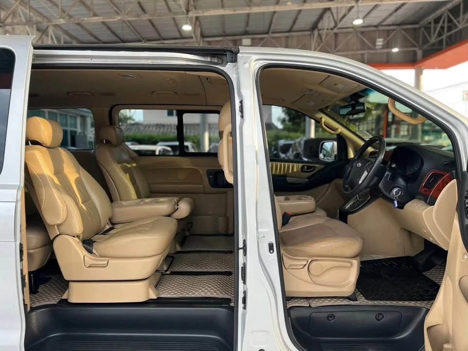 2010 Hyundai H-1 II 2