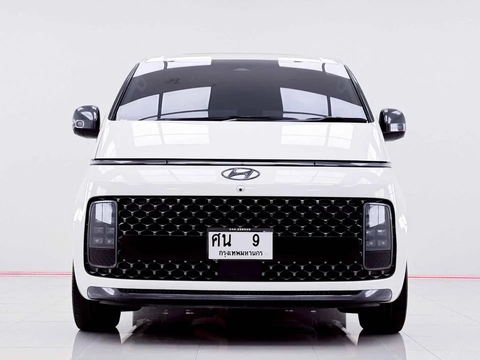 2022 Hyundai Staria US4 3