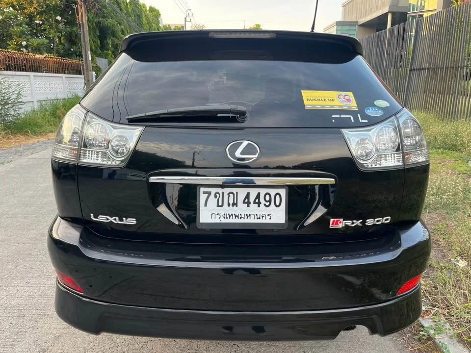 2008 Toyota Harrier II 2
