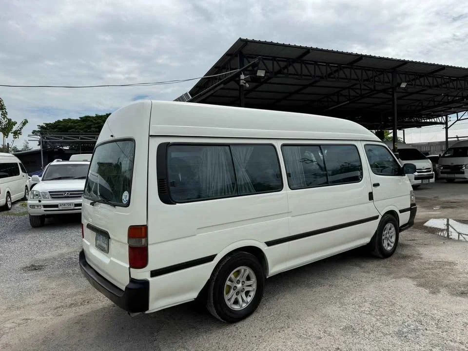 2003 Toyota Commuter IV (H100) 2