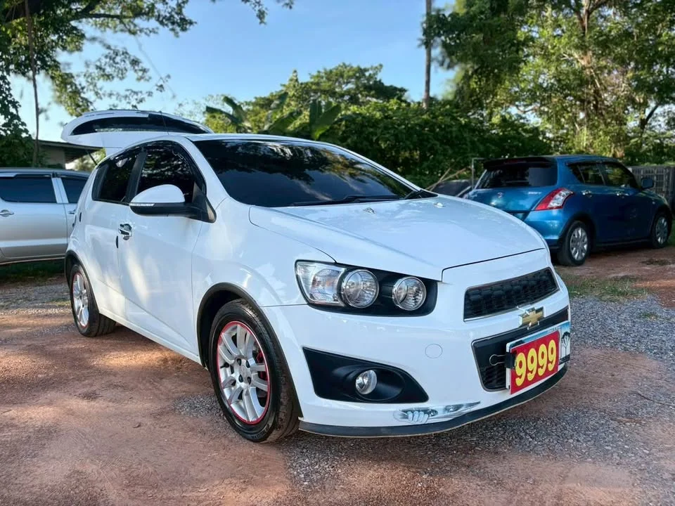 2015 Chevrolet Sonic 2