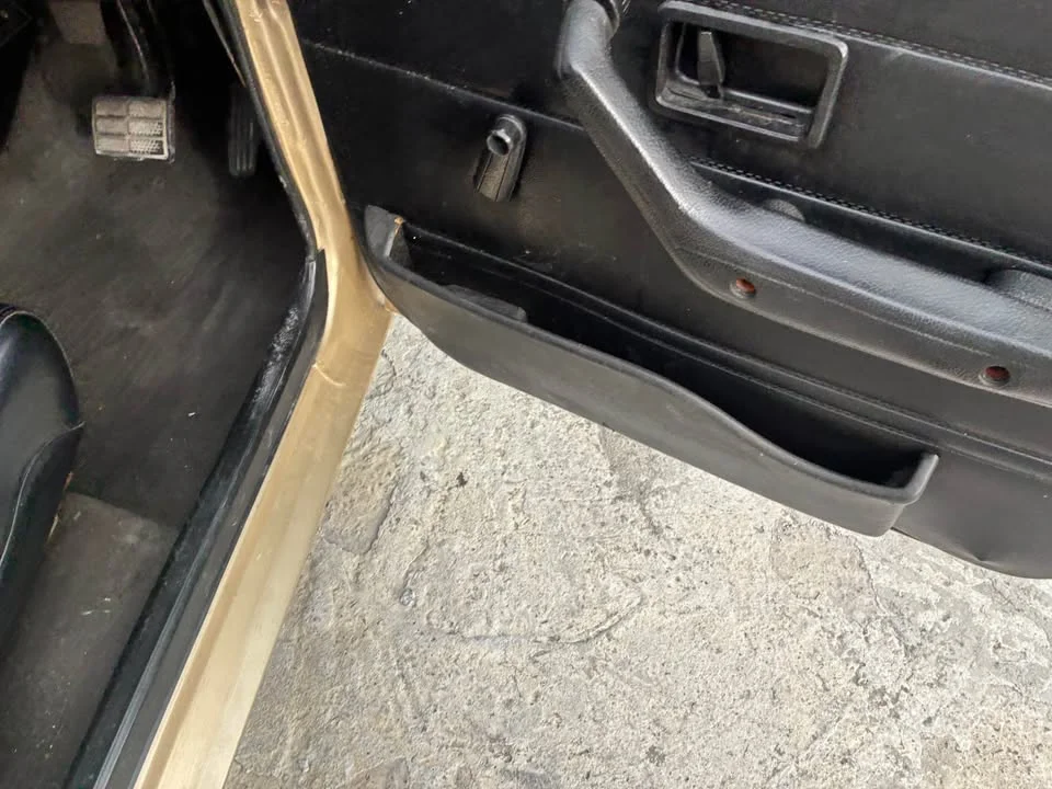 1988 Volvo 200 Series 3