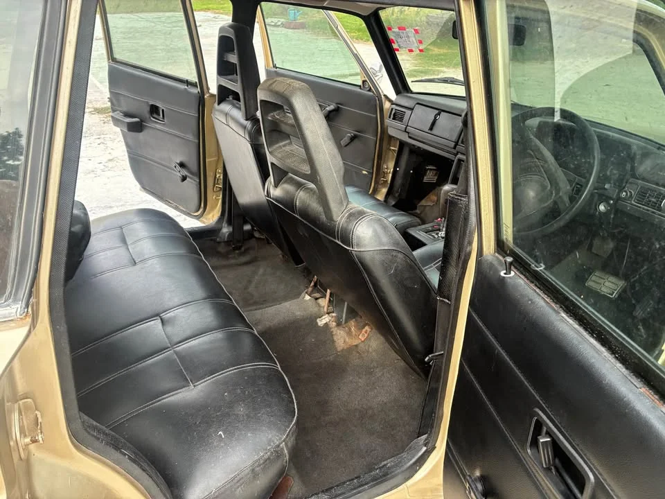 1988 Volvo 200 Series 2