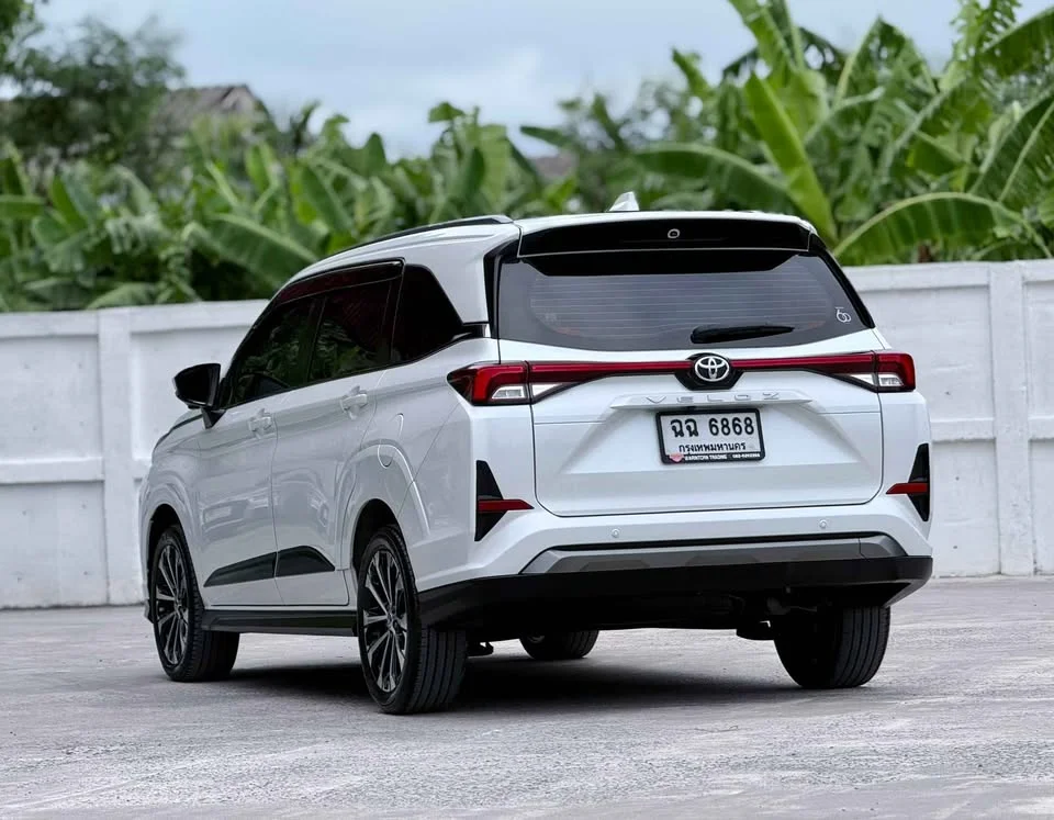 2022 Toyota Veloz III 3