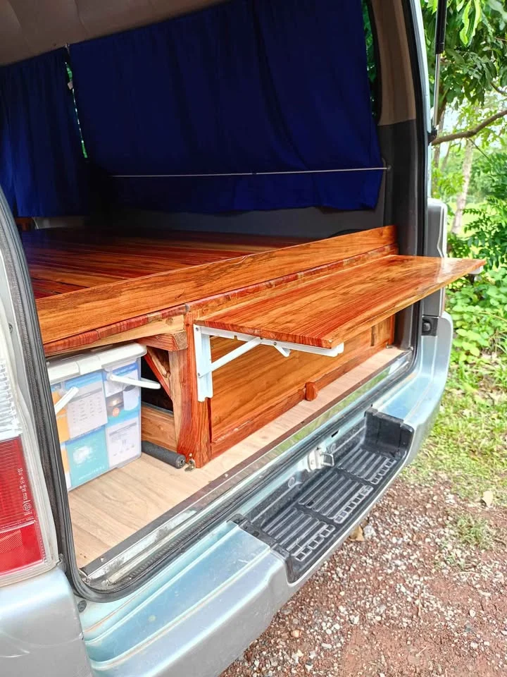 2005 Nissan Urvan V (E25) 2