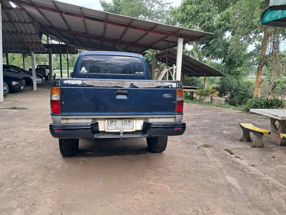 2002 Mazda 2500 Fighter V 2