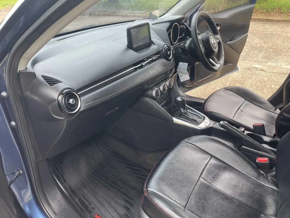 2017 Mazda 2 III 3