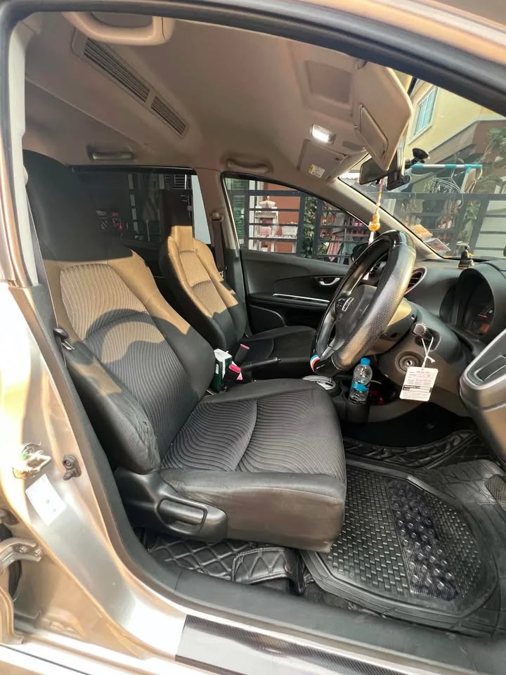 2014 Honda Mobilio II 2