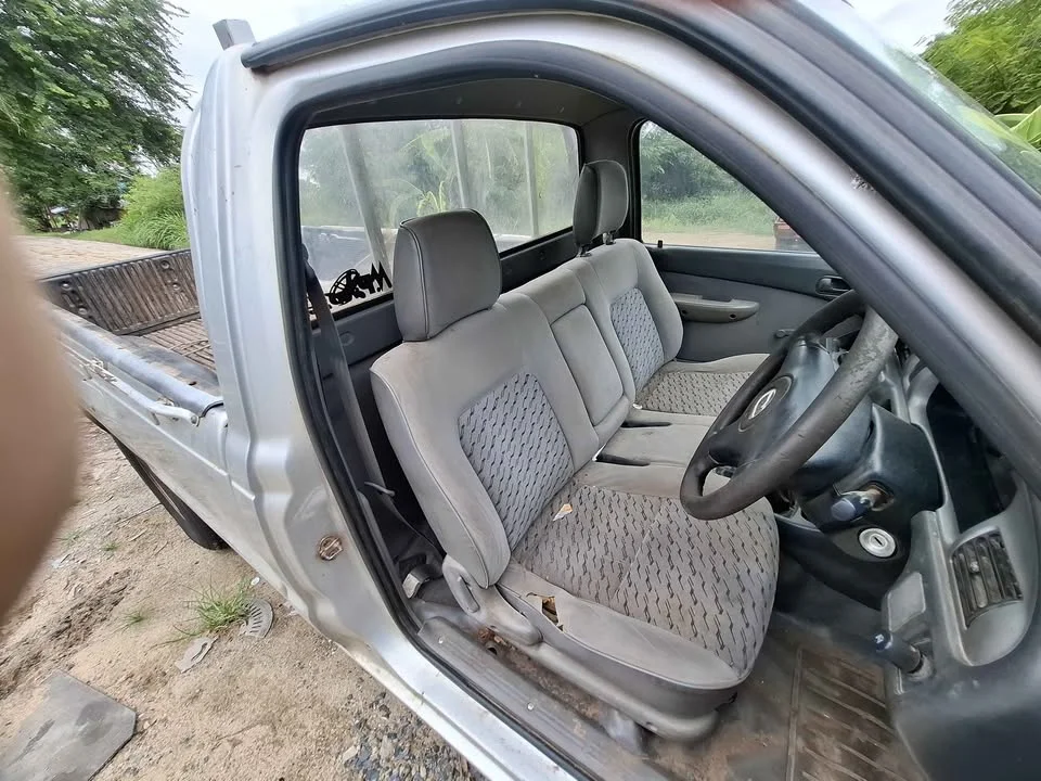 2005 Mazda 2500 Fighter V 3