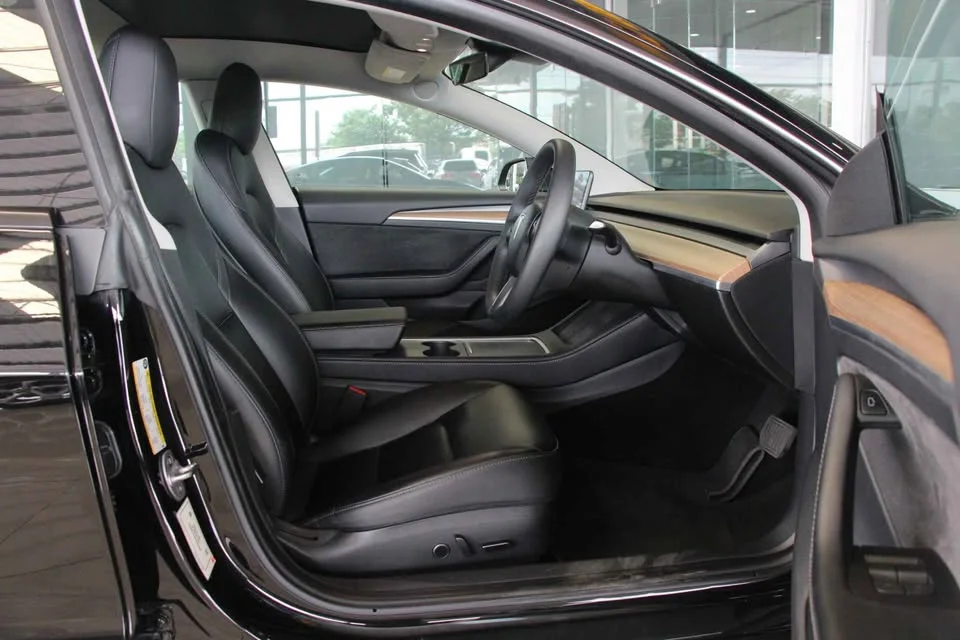 2023 Tesla Model 3 2