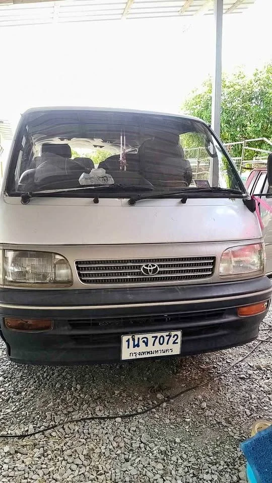 1996 Toyota Commuter IV (H100) 3