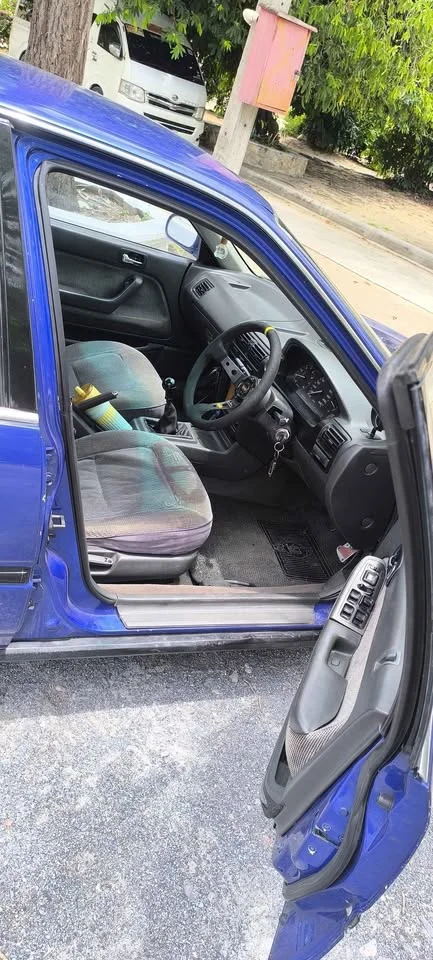 1994 Honda Accord IV 3