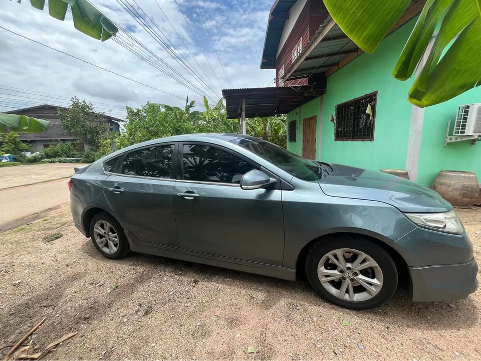 2016 MG 5 I  3