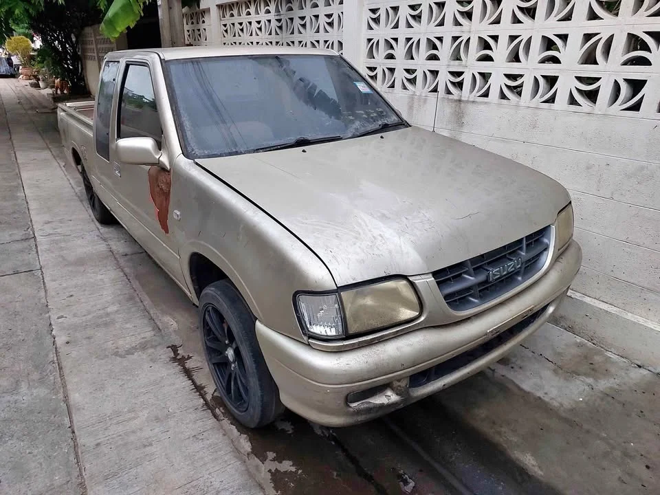 1989 Isuzu Faster Dragon Eyes III 3