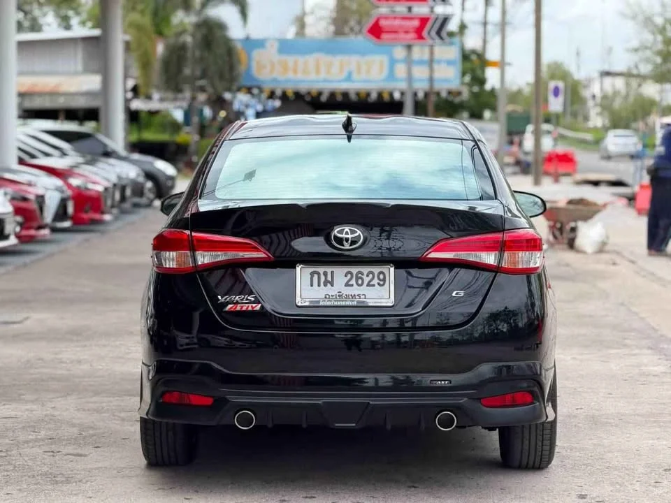 2017 Toyota Yaris III 3