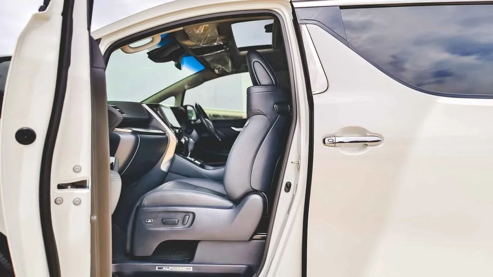 2023 Toyota Alphard, Vellfire III (AH30) 3
