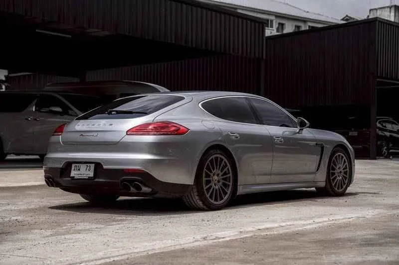 2014 Porsche Panamera I 2