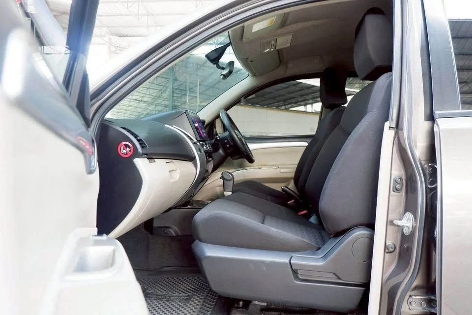 2011 Mitsubishi Pajero Sport II 3