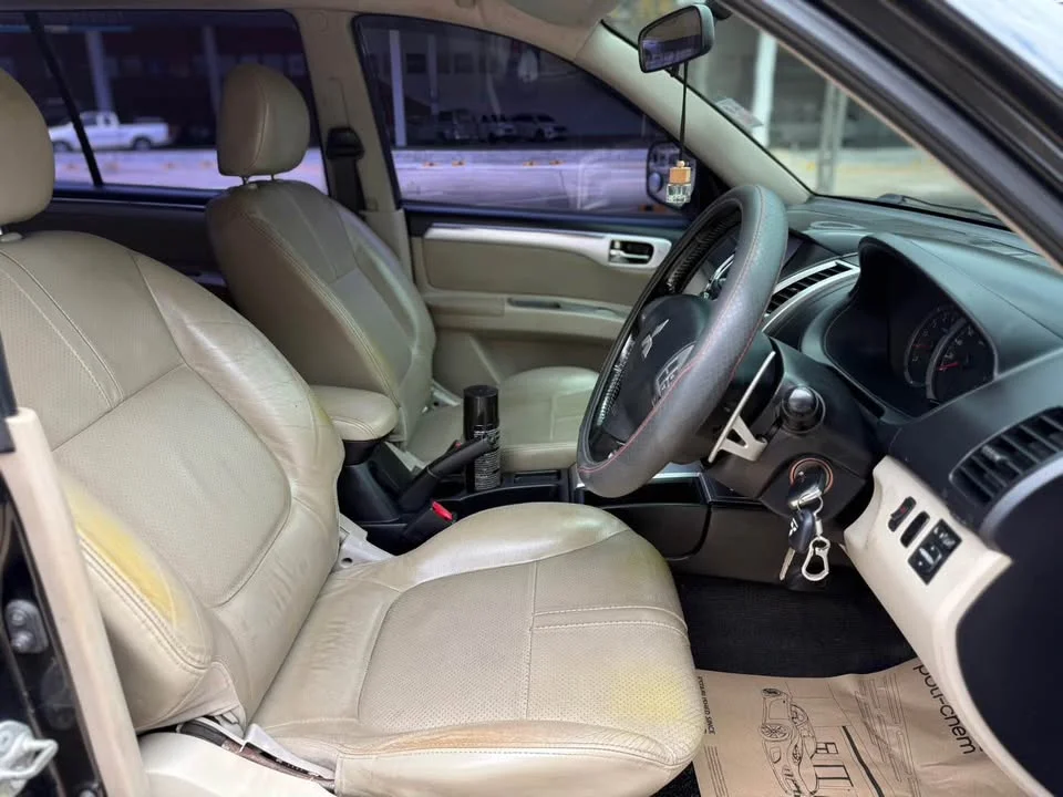 2009 Mitsubishi Pajero Sport II 2