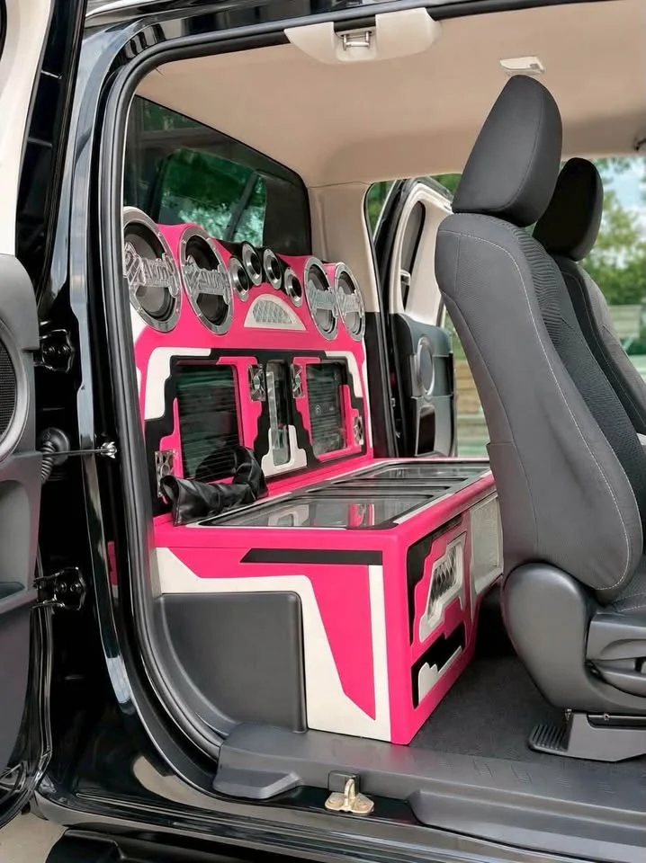 2019 Toyota Hilux VIII 2