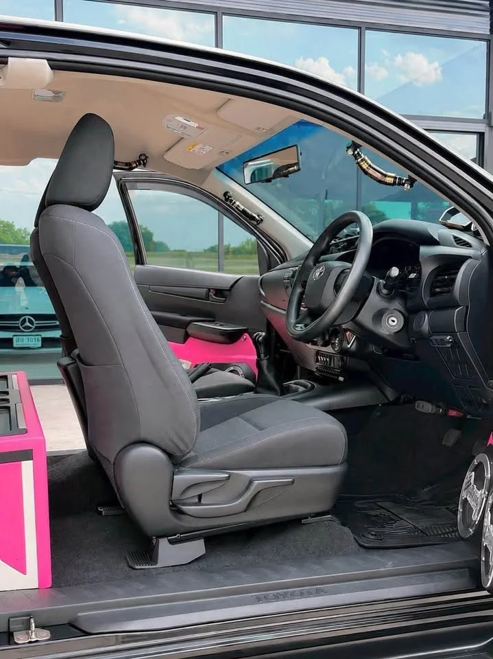 2019 Toyota Hilux VIII 3