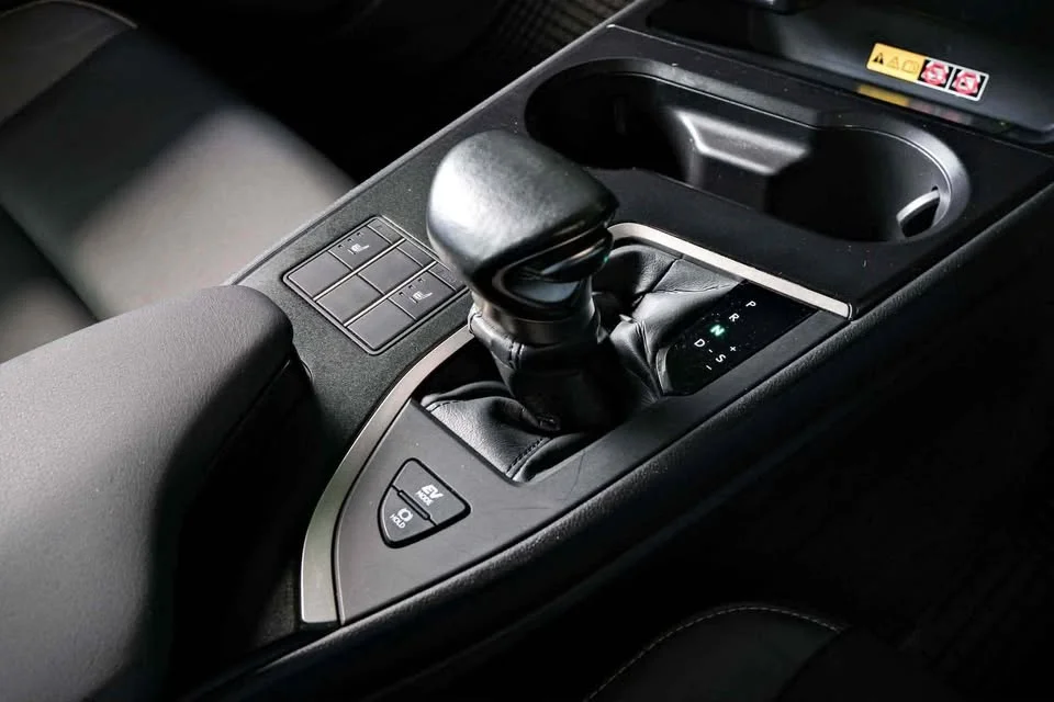 2023 Lexus UX ZA10 3