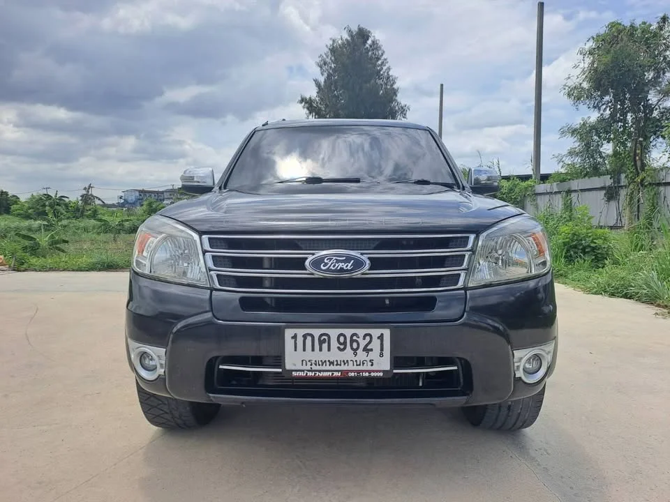 2012 Ford Everest I 2
