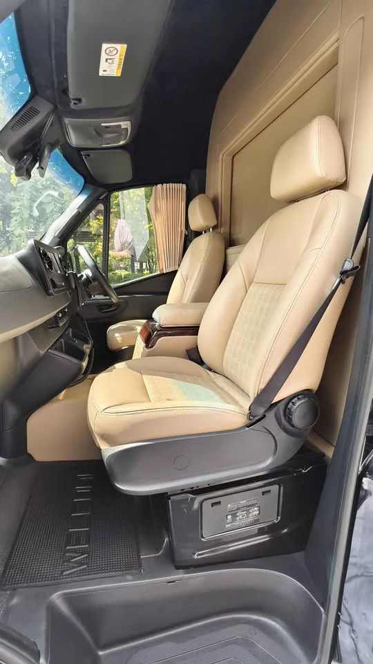 2020 Benz Sprinter VS30 3