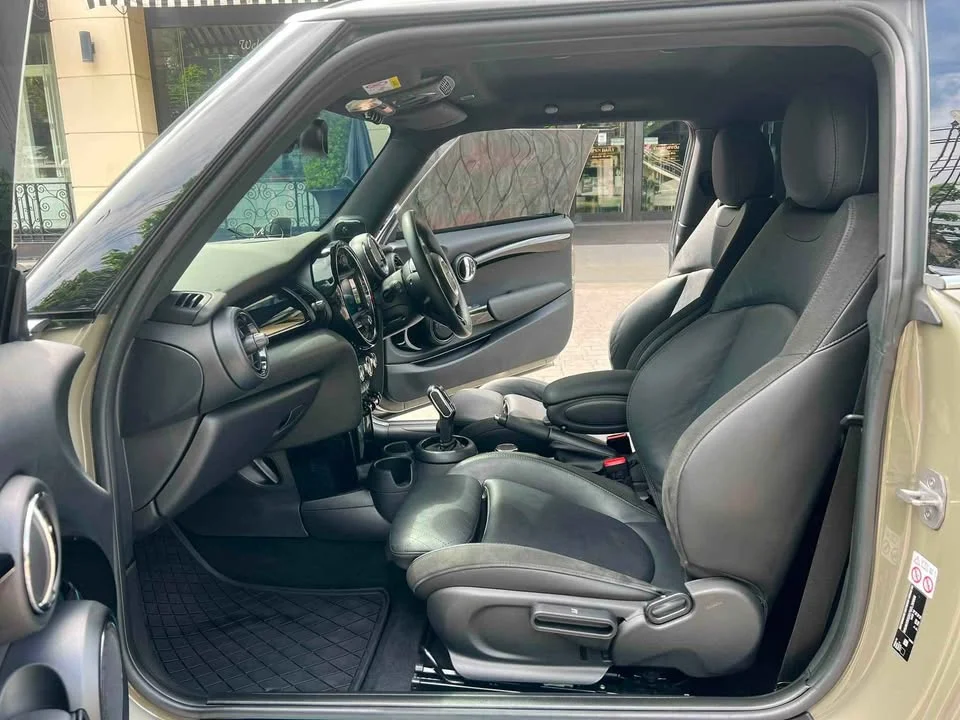 2020 Mini Hatch  III 2