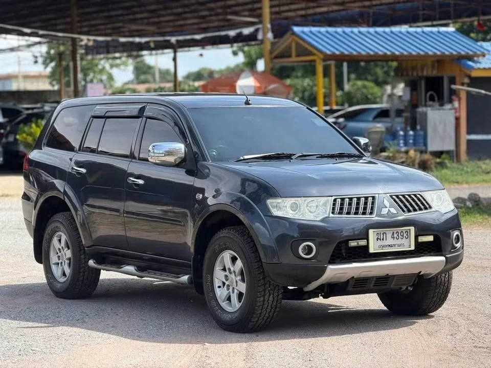 2012 Mitsubishi Pajero Sport II 3