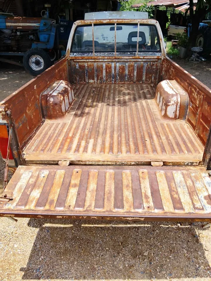 1992 Nissan Big M D21 2