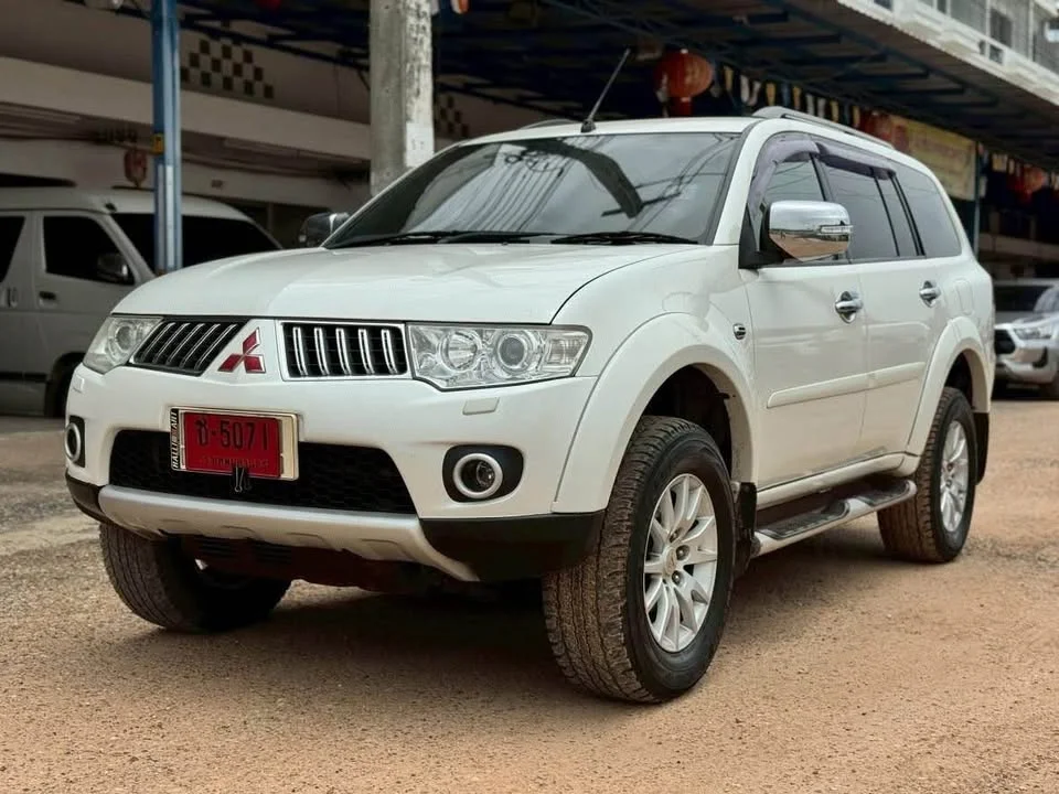 2012 Mitsubishi Pajero Sport II 3