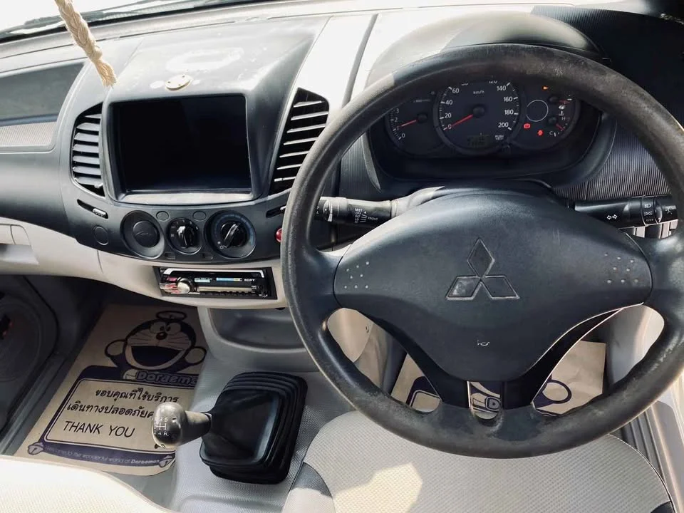 2012 Mitsubishi Triton IV 3