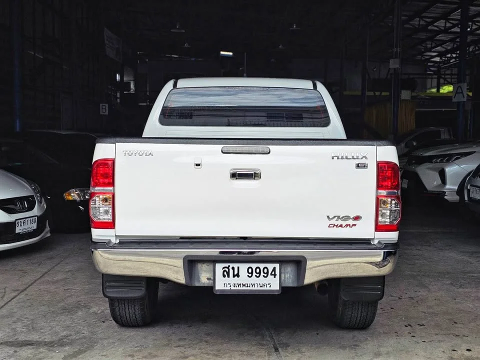 2012 Toyota Hilux VII 2