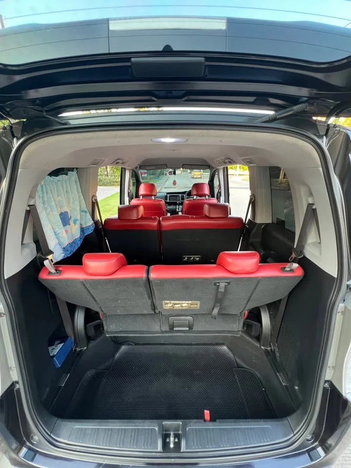 2013 Honda Stepwgn IV 3
