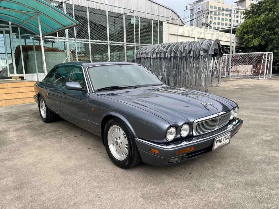 1997 Jaguar XJ X300, X308 3