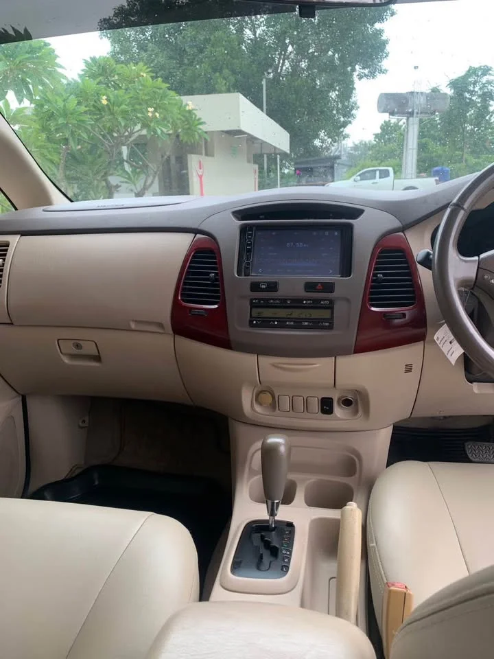 2007 Toyota Innova I 2