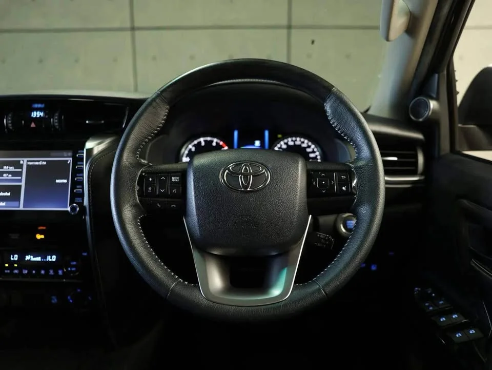 2022 Toyota Fortuner II 2