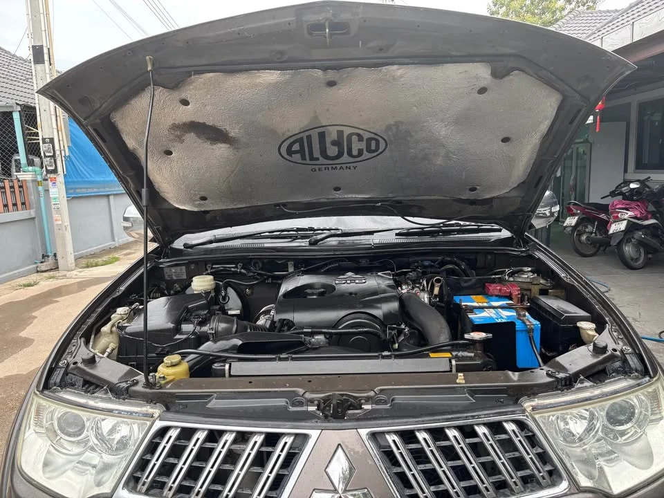 2012 Mitsubishi Pajero Sport II 3
