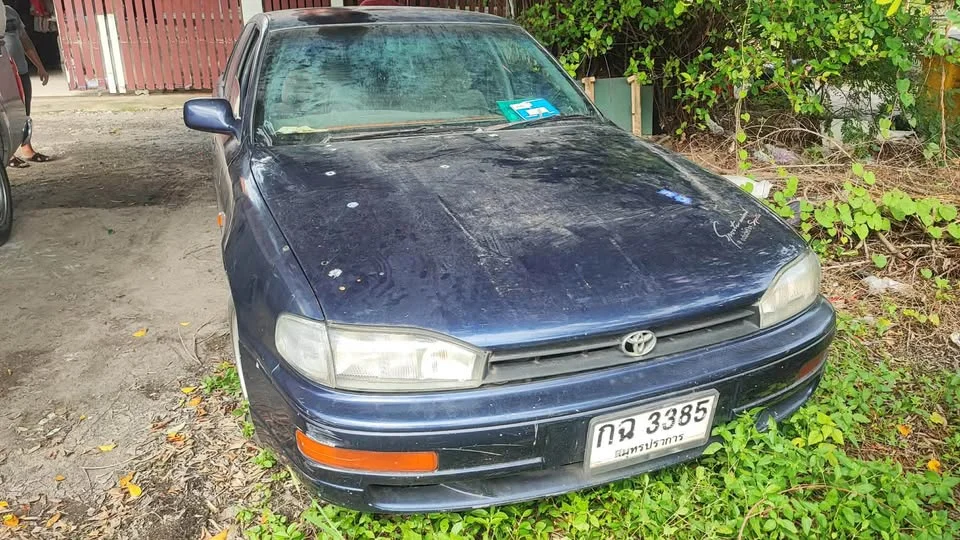 Toyota Camry III (XV10) 3