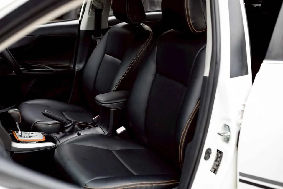 2013 Toyota Corolla Altis X (E140) 3